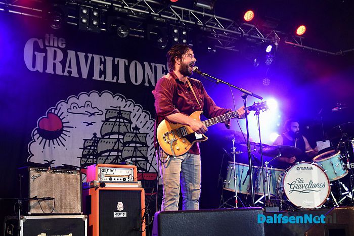 Stagediven tijdens zevende editie Stone Rock - Foto: Johan Bokma
