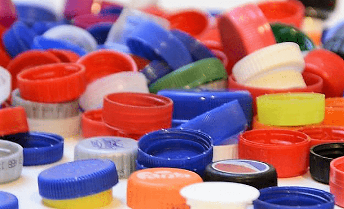 Harde plastic doppen graag bewaren - Foto: Eigen geleverde foto