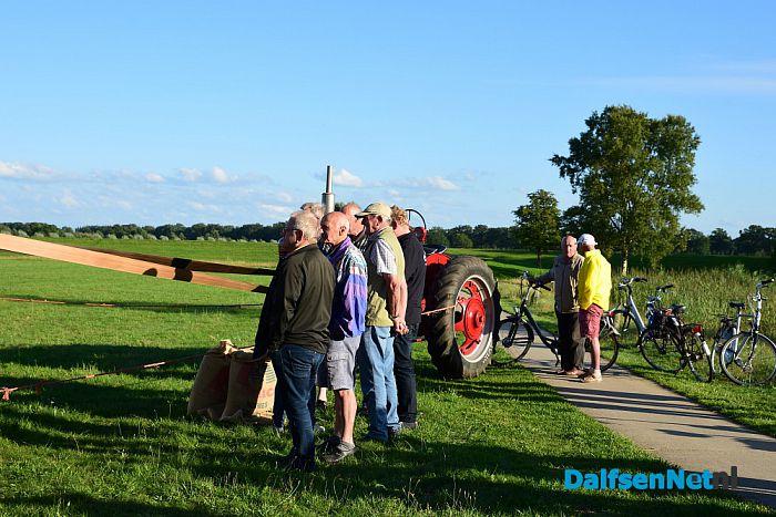 Ambachtelijk dorsen voor de Vechtdalbrouwerij - Foto: Johan Bokma