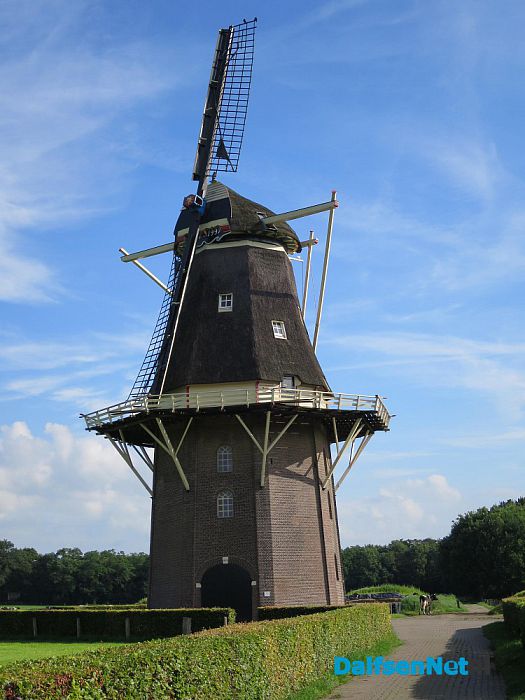 De Vilsterense molen is gehandicapt - Foto: Wim