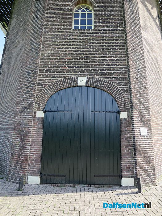 De Vilsterense molen is gehandicapt - Foto: Wim