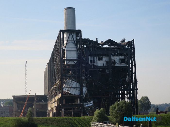 De centrale legt het loodje - Foto: Wim