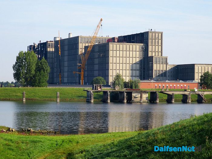 Waterspiegeling bij stralend zomerweer - Foto: Wim
