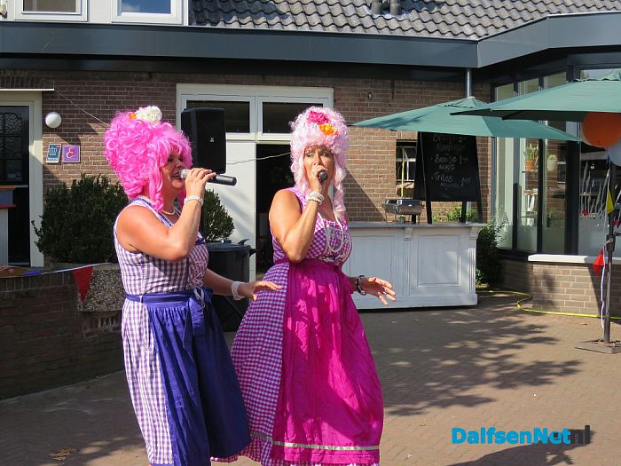 Dorpspleinfeest en presentatie carnavalsthema 2018 - Foto: Wim