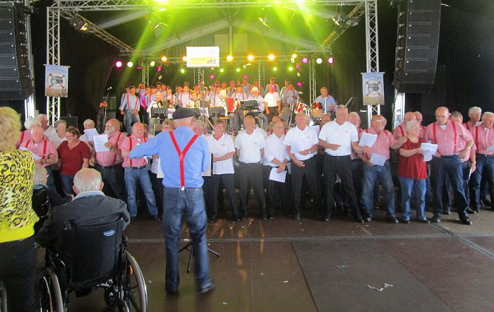 Shantyfestival trekt zeer veel bezoekers - Foto: Eigen geleverde foto