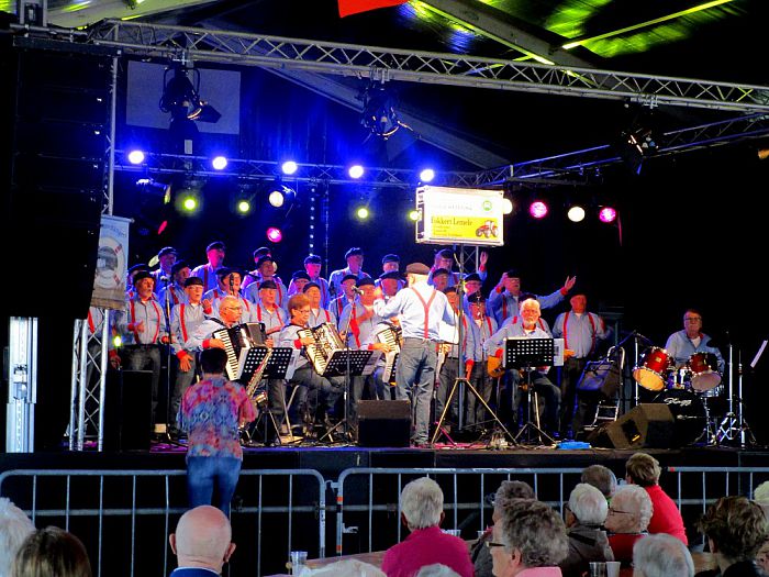 Shantyfestival trekt zeer veel bezoekers - Foto: Eigen geleverde foto