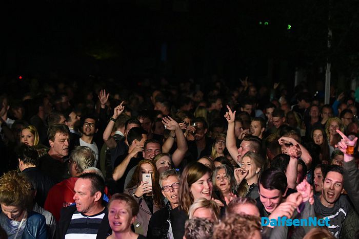 Een groot feest tijdens Hollandse avond bij Nikki’s - Foto: Johan Bokma