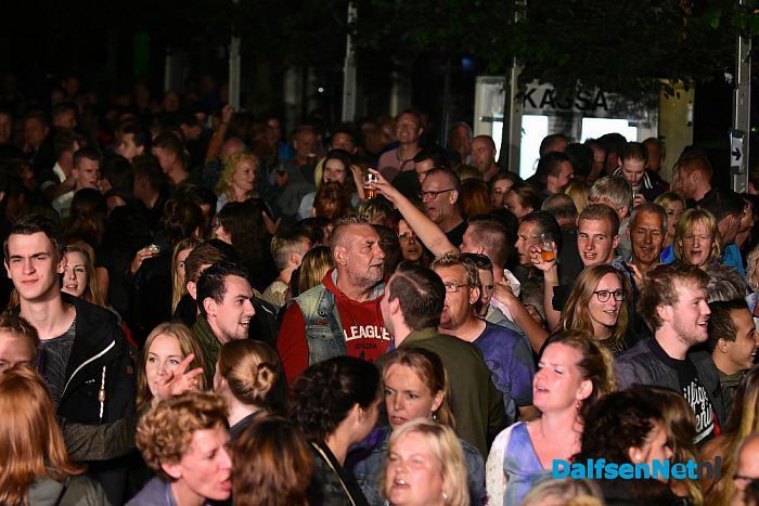 Een groot feest tijdens Hollandse avond bij Nikki’s - Foto: Johan Bokma