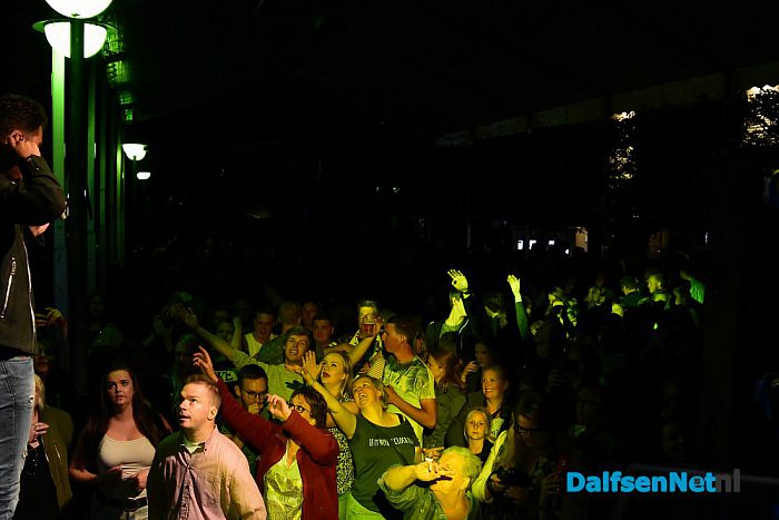 Een groot feest tijdens Hollandse avond bij Nikki’s - Foto: Johan Bokma