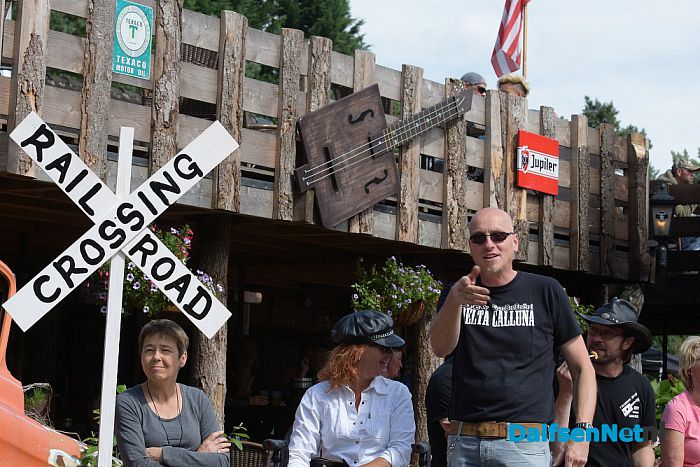 Delta Calluna vierde een cigar box feestje waar de rook vanaf krulde! - Foto: Johan Bokma