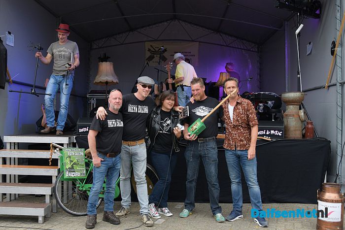Delta Calluna vierde een cigar box feestje waar de rook vanaf krulde! - Foto: Johan Bokma