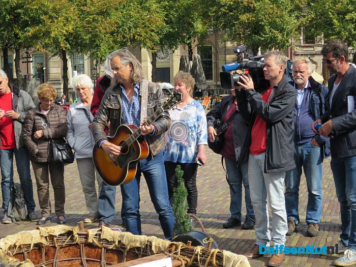 Protest in Den Haag “Hoog Overijssel” groot succes - Foto: Wim