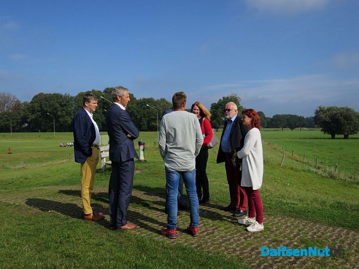 Bedrijfsbezoek college aan Hiawatha Actief - Foto: Wim