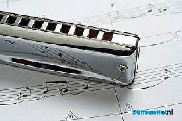 Mondharmonica spelen in Dalfsen - Foto: Ingezonden foto