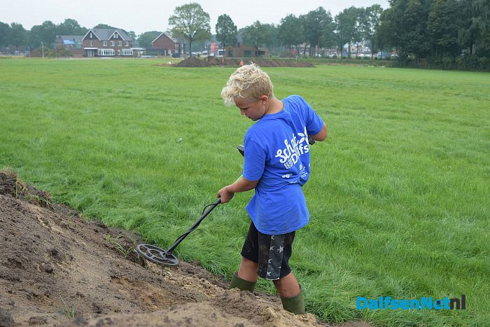 Ploegsporen van een eergetouw - Foto: Johan Bokma