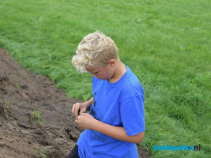 Ploegsporen van een eergetouw - Foto: Johan Bokma