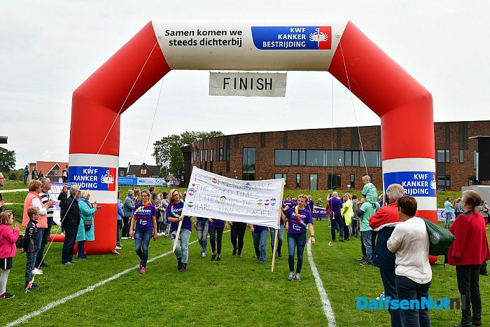 De eerste uren van de SamenLoop voor Hoop zitten erop - Foto: Johan Bokma