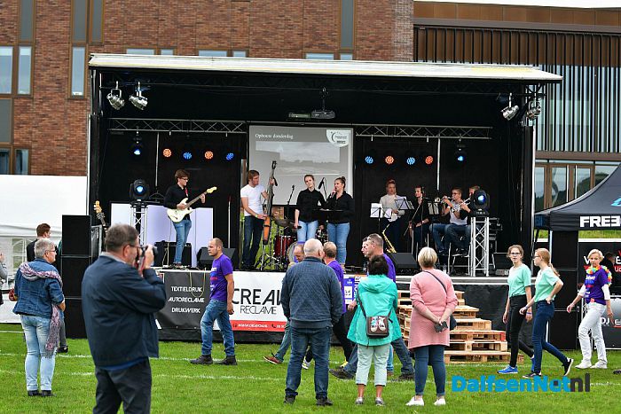 De eerste uren van de SamenLoop voor Hoop zitten erop - Foto: Johan Bokma