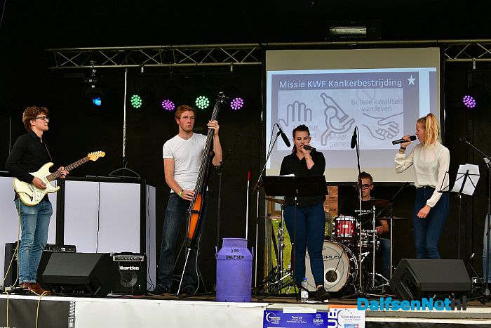 De eerste uren van de SamenLoop voor Hoop zitten erop - Foto: Johan Bokma