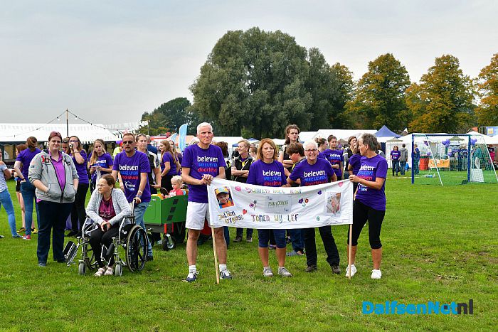 De eerste uren van de SamenLoop voor Hoop zitten erop - Foto: Johan Bokma