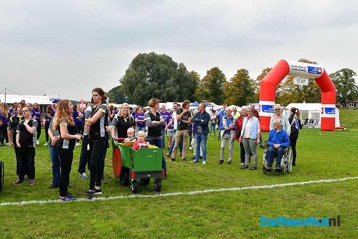 De eerste uren van de SamenLoop voor Hoop zitten erop - Foto: Johan Bokma