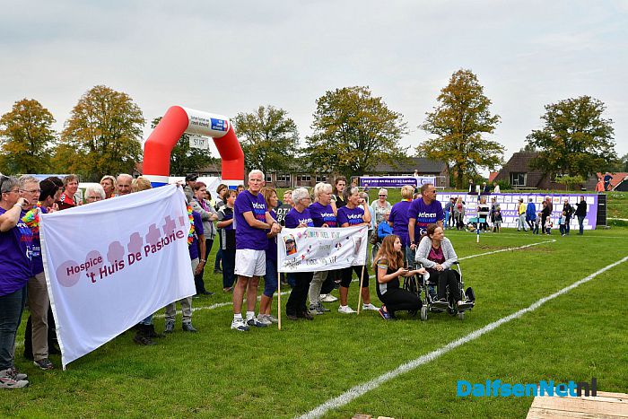 De eerste uren van de SamenLoop voor Hoop zitten erop - Foto: Johan Bokma