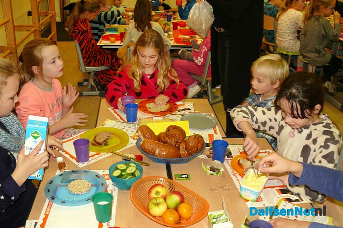Lekker ontbijt op Sjaloom - Foto: Ingezonden foto