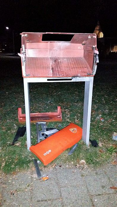 In Heino nu al vuurwerkschade - Foto: Politie