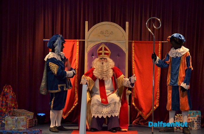 Grote sinterklaasshow uitverkocht en zeer geslaagd - Foto: Johan Bokma