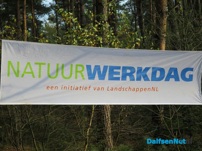 Natuurwerkdag in het Rechterenseveld - Foto: Wim