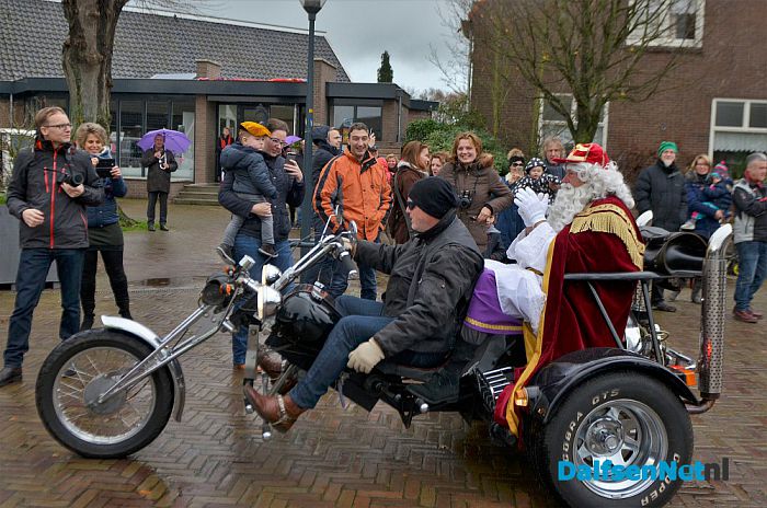 Sinterklaas op de trike naar Hoonhorst - Foto: Johan Bokma