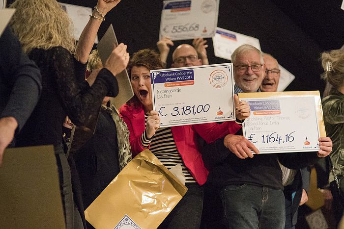 Leden coöperatieve Rabobank verdelen € 100.000 aan buurtversterkende initiatieven