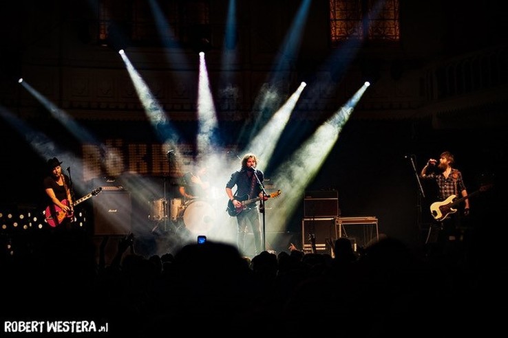 Sallandse fans bij uitverkocht concert Bökkers in Paradiso