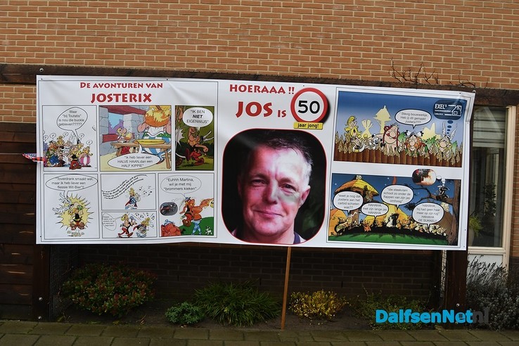 Jarige Jos voor even Josterix - Foto: Johan Bokma