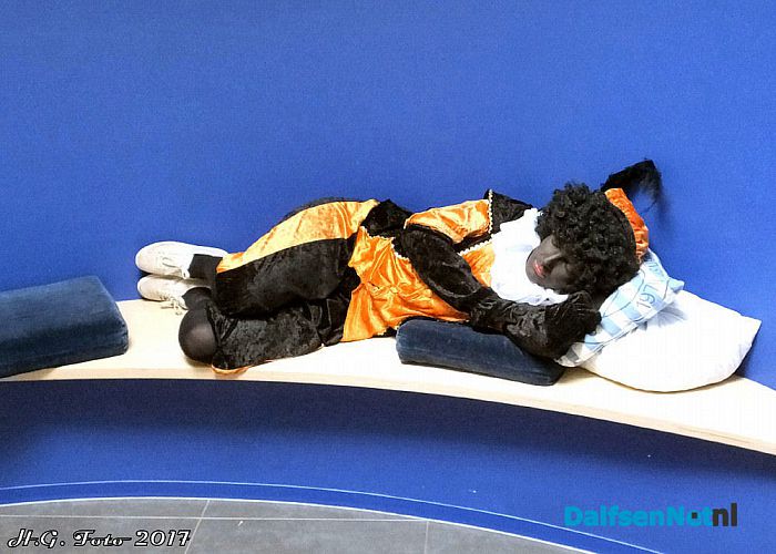 Sinterklaas nu ook in Oudleusen - Foto: H.G. Foto