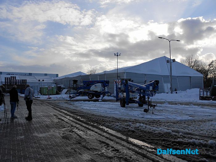 Tent ijsbeelden Zwolle ingestort: update - Foto: Willy