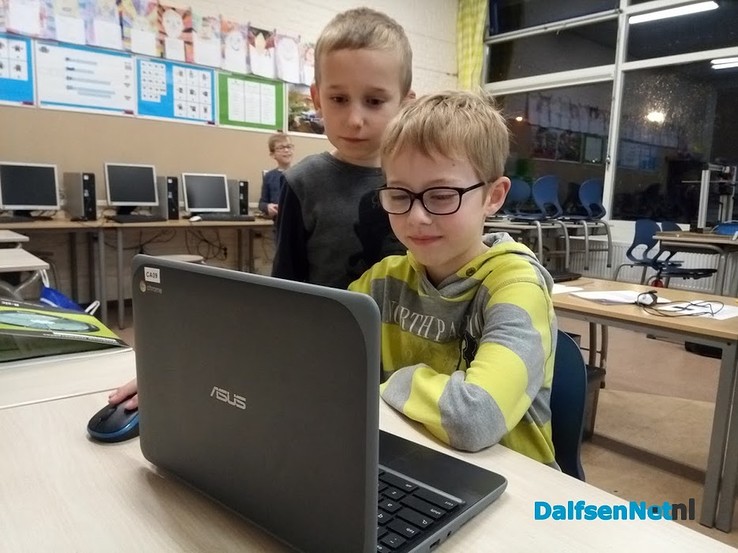 Kinderen showen eigen 3D ontwerpen. - Foto: Ingezonden foto
