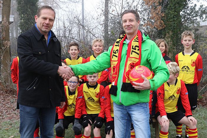 HorEyeZon partner van SV Dalfsen JO13-1 - Foto: Eigen geleverde foto