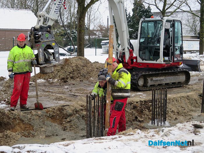 Werk aan RW 35 gaat gewoon door - Foto: Wim