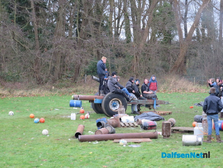 Ook in Hoonhorst wordt volop geschoten - Foto: Wim