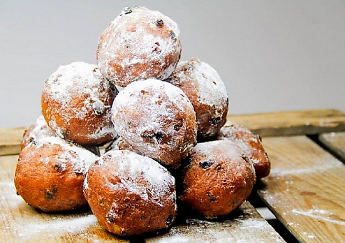 Wat te doen met oliebollen- of frituurvet? - Foto: Eigen geleverde foto