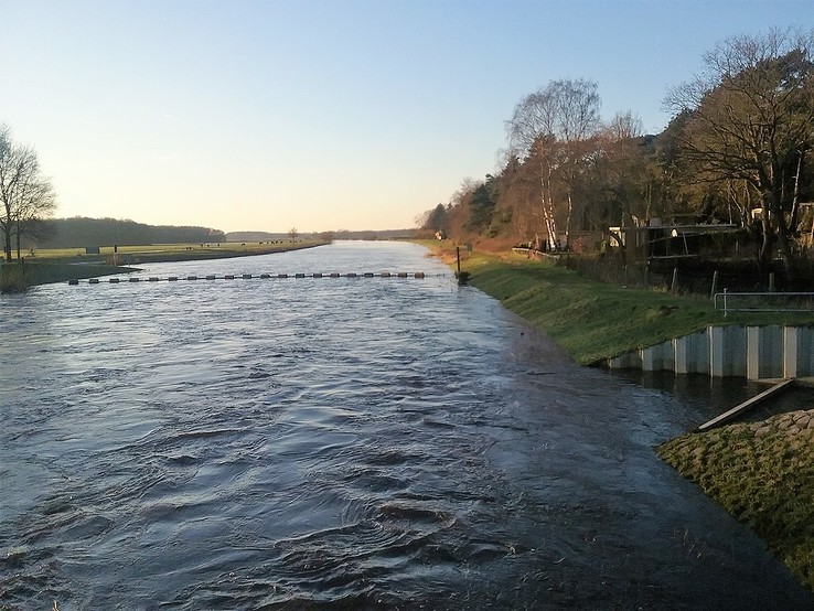 Het wassende water is nu het zakkende water