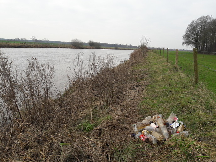 Het water is weg, de rest nog niet - Foto: Eigen geleverde foto