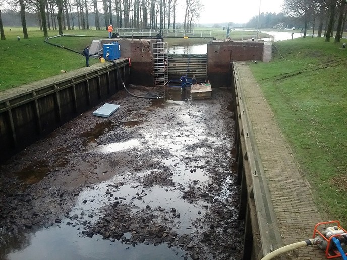 Geen water, geen boot - Foto: Eigen geleverde foto