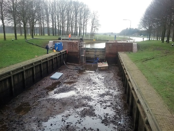 Geen water, geen boot - Foto: Eigen geleverde foto