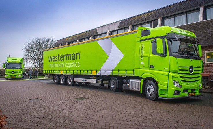 Nieuwe vrachtwagens en nieuwe huisstijl Westerman - Foto: Eigen geleverde foto