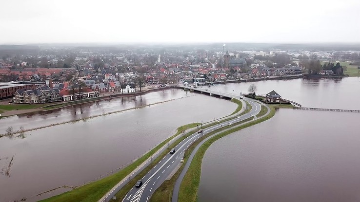 Prachtige beelden van het hoge water Dalfsen