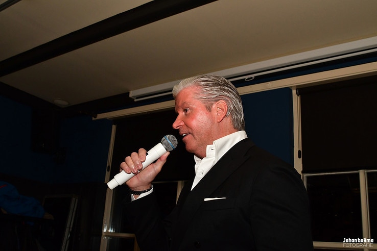 Make-A-Wish versus Harten 10 en Dries Roelvink