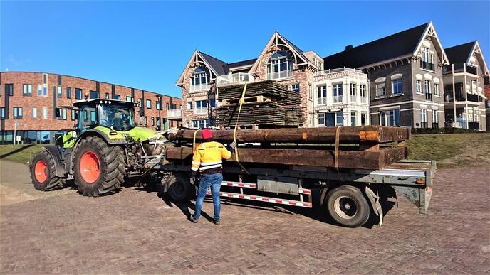 Sluisdeuren op transport 2 - Foto: Eigen geleverde foto