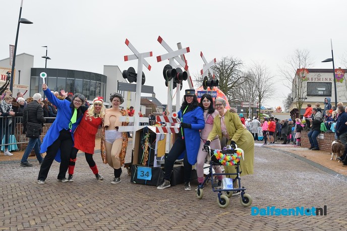 Grote optocht in Lemelerveld - Foto: Johan Bokma